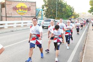 BIB: 2851, 3054
                            <button type="button" onclick="openModal(6469205)" class="btn btn-primary btn-sm float-right btn-popup" data-toggle="modal" data-target=".modal-high-quality">
                        <i class="fas fa-shopping-cart"></i> Add to Cart
                    </button>
                                            <button type="button" onclick="isThisMe(6469205, true)" class="btn btn-success btn-sm float-right btn-popup btn-isme hidden" data-toggle="tooltip" data-placement="bottom" title="นี่คือรูปของคุณใช่ไหม คลิกที่นี่เพื่อเอาเข้าอัลบั้ม">
                        <i class="fas fa-plus"></i> Add to album
                    </button>
                    <button type="button" onclick="isThisMe(6469205, false)" class="btn btn-warning btn-sm float-right btn-popup btn-isnotme hidden">
                        <i class="fas fa-ban"></i> Remove from album
                    </button>