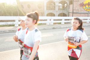 BIB: 1209, 845
                            <button type="button" onclick="openModal(6436000)" class="btn btn-primary btn-sm float-right btn-popup" data-toggle="modal" data-target=".modal-high-quality">
                        <i class="fas fa-shopping-cart"></i> Add to Cart
                    </button>
                                            <button type="button" onclick="isThisMe(6436000, true)" class="btn btn-success btn-sm float-right btn-popup btn-isme hidden" data-toggle="tooltip" data-placement="bottom" title="นี่คือรูปของคุณใช่ไหม คลิกที่นี่เพื่อเอาเข้าอัลบั้ม">
                        <i class="fas fa-plus"></i> Add to album
                    </button>
                    <button type="button" onclick="isThisMe(6436000, false)" class="btn btn-warning btn-sm float-right btn-popup btn-isnotme hidden">
                        <i class="fas fa-ban"></i> Remove from album
                    </button>