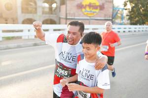 BIB: 2965
                            <button type="button" onclick="openModal(6410025)" class="btn btn-primary btn-sm float-right btn-popup" data-toggle="modal" data-target=".modal-high-quality">
                        <i class="fas fa-shopping-cart"></i> Add to Cart
                    </button>
                                            <button type="button" onclick="isThisMe(6410025, true)" class="btn btn-success btn-sm float-right btn-popup btn-isme hidden" data-toggle="tooltip" data-placement="bottom" title="นี่คือรูปของคุณใช่ไหม คลิกที่นี่เพื่อเอาเข้าอัลบั้ม">
                        <i class="fas fa-plus"></i> Add to album
                    </button>
                    <button type="button" onclick="isThisMe(6410025, false)" class="btn btn-warning btn-sm float-right btn-popup btn-isnotme hidden">
                        <i class="fas fa-ban"></i> Remove from album
                    </button>