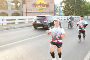 BIB: 3120
                            <button type="button" onclick="openModal(6470213)" class="btn btn-primary btn-sm float-right btn-popup" data-toggle="modal" data-target=".modal-high-quality">
                        <i class="fas fa-shopping-cart"></i> Add to Cart
                    </button>
                                            <button type="button" onclick="isThisMe(6470213, true)" class="btn btn-success btn-sm float-right btn-popup btn-isme hidden" data-toggle="tooltip" data-placement="bottom" title="นี่คือรูปของคุณใช่ไหม คลิกที่นี่เพื่อเอาเข้าอัลบั้ม">
                        <i class="fas fa-plus"></i> Add to album
                    </button>
                    <button type="button" onclick="isThisMe(6470213, false)" class="btn btn-warning btn-sm float-right btn-popup btn-isnotme hidden">
                        <i class="fas fa-ban"></i> Remove from album
                    </button>