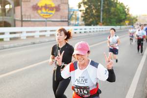 BIB: 3174, 120
                            <button type="button" onclick="openModal(6469655)" class="btn btn-primary btn-sm float-right btn-popup" data-toggle="modal" data-target=".modal-high-quality">
                        <i class="fas fa-shopping-cart"></i> Add to Cart
                    </button>
                                            <button type="button" onclick="isThisMe(6469655, true)" class="btn btn-success btn-sm float-right btn-popup btn-isme hidden" data-toggle="tooltip" data-placement="bottom" title="นี่คือรูปของคุณใช่ไหม คลิกที่นี่เพื่อเอาเข้าอัลบั้ม">
                        <i class="fas fa-plus"></i> Add to album
                    </button>
                    <button type="button" onclick="isThisMe(6469655, false)" class="btn btn-warning btn-sm float-right btn-popup btn-isnotme hidden">
                        <i class="fas fa-ban"></i> Remove from album
                    </button>