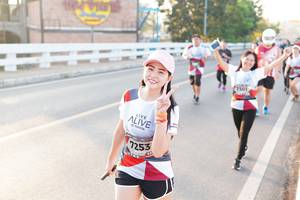 BIB: 7301, 7253
                            <button type="button" onclick="openModal(6436707)" class="btn btn-primary btn-sm float-right btn-popup" data-toggle="modal" data-target=".modal-high-quality">
                        <i class="fas fa-shopping-cart"></i> Add to Cart
                    </button>
                                            <button type="button" onclick="isThisMe(6436707, true)" class="btn btn-success btn-sm float-right btn-popup btn-isme hidden" data-toggle="tooltip" data-placement="bottom" title="นี่คือรูปของคุณใช่ไหม คลิกที่นี่เพื่อเอาเข้าอัลบั้ม">
                        <i class="fas fa-plus"></i> Add to album
                    </button>
                    <button type="button" onclick="isThisMe(6436707, false)" class="btn btn-warning btn-sm float-right btn-popup btn-isnotme hidden">
                        <i class="fas fa-ban"></i> Remove from album
                    </button>