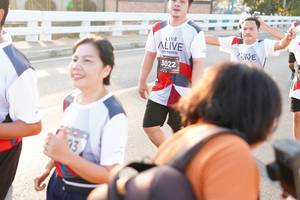 BIB: 3022
                            <button type="button" onclick="openModal(6436782)" class="btn btn-primary btn-sm float-right btn-popup" data-toggle="modal" data-target=".modal-high-quality">
                        <i class="fas fa-shopping-cart"></i> Add to Cart
                    </button>
                                            <button type="button" onclick="isThisMe(6436782, true)" class="btn btn-success btn-sm float-right btn-popup btn-isme hidden" data-toggle="tooltip" data-placement="bottom" title="นี่คือรูปของคุณใช่ไหม คลิกที่นี่เพื่อเอาเข้าอัลบั้ม">
                        <i class="fas fa-plus"></i> Add to album
                    </button>
                    <button type="button" onclick="isThisMe(6436782, false)" class="btn btn-warning btn-sm float-right btn-popup btn-isnotme hidden">
                        <i class="fas fa-ban"></i> Remove from album
                    </button>