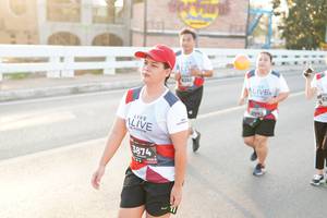 BIB: 1993, 3874
                            <button type="button" onclick="openModal(6435975)" class="btn btn-primary btn-sm float-right btn-popup" data-toggle="modal" data-target=".modal-high-quality">
                        <i class="fas fa-shopping-cart"></i> Add to Cart
                    </button>
                                            <button type="button" onclick="isThisMe(6435975, true)" class="btn btn-success btn-sm float-right btn-popup btn-isme hidden" data-toggle="tooltip" data-placement="bottom" title="นี่คือรูปของคุณใช่ไหม คลิกที่นี่เพื่อเอาเข้าอัลบั้ม">
                        <i class="fas fa-plus"></i> Add to album
                    </button>
                    <button type="button" onclick="isThisMe(6435975, false)" class="btn btn-warning btn-sm float-right btn-popup btn-isnotme hidden">
                        <i class="fas fa-ban"></i> Remove from album
                    </button>