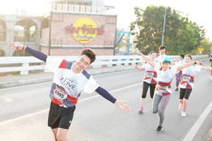 BIB: 7310, 7866, 6995
                            <button type="button" onclick="openModal(6406624)" class="btn btn-primary btn-sm float-right btn-popup" data-toggle="modal" data-target=".modal-high-quality">
                        <i class="fas fa-shopping-cart"></i> Add to Cart
                    </button>
                                            <button type="button" onclick="isThisMe(6406624, true)" class="btn btn-success btn-sm float-right btn-popup btn-isme hidden" data-toggle="tooltip" data-placement="bottom" title="นี่คือรูปของคุณใช่ไหม คลิกที่นี่เพื่อเอาเข้าอัลบั้ม">
                        <i class="fas fa-plus"></i> Add to album
                    </button>
                    <button type="button" onclick="isThisMe(6406624, false)" class="btn btn-warning btn-sm float-right btn-popup btn-isnotme hidden">
                        <i class="fas fa-ban"></i> Remove from album
                    </button>