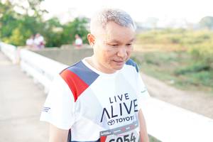 BIB: 054
                            <button type="button" onclick="openModal(6437082)" class="btn btn-primary btn-sm float-right btn-popup" data-toggle="modal" data-target=".modal-high-quality">
                        <i class="fas fa-shopping-cart"></i> Add to Cart
                    </button>
                                            <button type="button" onclick="isThisMe(6437082, true)" class="btn btn-success btn-sm float-right btn-popup btn-isme hidden" data-toggle="tooltip" data-placement="bottom" title="นี่คือรูปของคุณใช่ไหม คลิกที่นี่เพื่อเอาเข้าอัลบั้ม">
                        <i class="fas fa-plus"></i> Add to album
                    </button>
                    <button type="button" onclick="isThisMe(6437082, false)" class="btn btn-warning btn-sm float-right btn-popup btn-isnotme hidden">
                        <i class="fas fa-ban"></i> Remove from album
                    </button>