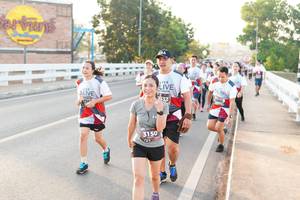 BIB: 3150
                            <button type="button" onclick="openModal(6436502)" class="btn btn-primary btn-sm float-right btn-popup" data-toggle="modal" data-target=".modal-high-quality">
                        <i class="fas fa-shopping-cart"></i> Add to Cart
                    </button>
                                            <button type="button" onclick="isThisMe(6436502, true)" class="btn btn-success btn-sm float-right btn-popup btn-isme hidden" data-toggle="tooltip" data-placement="bottom" title="นี่คือรูปของคุณใช่ไหม คลิกที่นี่เพื่อเอาเข้าอัลบั้ม">
                        <i class="fas fa-plus"></i> Add to album
                    </button>
                    <button type="button" onclick="isThisMe(6436502, false)" class="btn btn-warning btn-sm float-right btn-popup btn-isnotme hidden">
                        <i class="fas fa-ban"></i> Remove from album
                    </button>