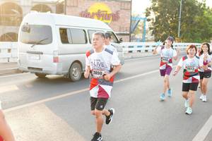 BIB: 7512, 7698
                            <button type="button" onclick="openModal(6435941)" class="btn btn-primary btn-sm float-right btn-popup" data-toggle="modal" data-target=".modal-high-quality">
                        <i class="fas fa-shopping-cart"></i> Add to Cart
                    </button>
                                            <button type="button" onclick="isThisMe(6435941, true)" class="btn btn-success btn-sm float-right btn-popup btn-isme hidden" data-toggle="tooltip" data-placement="bottom" title="นี่คือรูปของคุณใช่ไหม คลิกที่นี่เพื่อเอาเข้าอัลบั้ม">
                        <i class="fas fa-plus"></i> Add to album
                    </button>
                    <button type="button" onclick="isThisMe(6435941, false)" class="btn btn-warning btn-sm float-right btn-popup btn-isnotme hidden">
                        <i class="fas fa-ban"></i> Remove from album
                    </button>