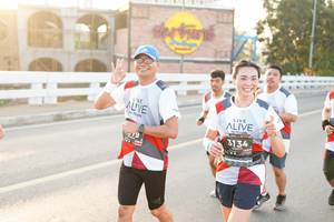 BIB: 3134
                            <button type="button" onclick="openModal(6470201)" class="btn btn-primary btn-sm float-right btn-popup" data-toggle="modal" data-target=".modal-high-quality">
                        <i class="fas fa-shopping-cart"></i> Add to Cart
                    </button>
                                            <button type="button" onclick="isThisMe(6470201, true)" class="btn btn-success btn-sm float-right btn-popup btn-isme hidden" data-toggle="tooltip" data-placement="bottom" title="นี่คือรูปของคุณใช่ไหม คลิกที่นี่เพื่อเอาเข้าอัลบั้ม">
                        <i class="fas fa-plus"></i> Add to album
                    </button>
                    <button type="button" onclick="isThisMe(6470201, false)" class="btn btn-warning btn-sm float-right btn-popup btn-isnotme hidden">
                        <i class="fas fa-ban"></i> Remove from album
                    </button>