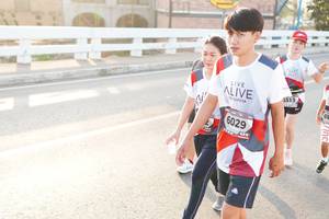 BIB: 5313, 6029
                            <button type="button" onclick="openModal(6436688)" class="btn btn-primary btn-sm float-right btn-popup" data-toggle="modal" data-target=".modal-high-quality">
                        <i class="fas fa-shopping-cart"></i> Add to Cart
                    </button>
                                            <button type="button" onclick="isThisMe(6436688, true)" class="btn btn-success btn-sm float-right btn-popup btn-isme hidden" data-toggle="tooltip" data-placement="bottom" title="นี่คือรูปของคุณใช่ไหม คลิกที่นี่เพื่อเอาเข้าอัลบั้ม">
                        <i class="fas fa-plus"></i> Add to album
                    </button>
                    <button type="button" onclick="isThisMe(6436688, false)" class="btn btn-warning btn-sm float-right btn-popup btn-isnotme hidden">
                        <i class="fas fa-ban"></i> Remove from album
                    </button>