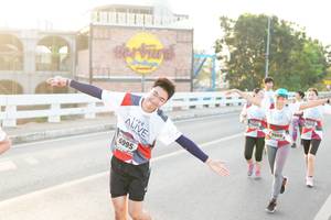 BIB: 2310, 7866, 6995
                            <button type="button" onclick="openModal(6436174)" class="btn btn-primary btn-sm float-right btn-popup" data-toggle="modal" data-target=".modal-high-quality">
                        <i class="fas fa-shopping-cart"></i> Add to Cart
                    </button>
                                            <button type="button" onclick="isThisMe(6436174, true)" class="btn btn-success btn-sm float-right btn-popup btn-isme hidden" data-toggle="tooltip" data-placement="bottom" title="นี่คือรูปของคุณใช่ไหม คลิกที่นี่เพื่อเอาเข้าอัลบั้ม">
                        <i class="fas fa-plus"></i> Add to album
                    </button>
                    <button type="button" onclick="isThisMe(6436174, false)" class="btn btn-warning btn-sm float-right btn-popup btn-isnotme hidden">
                        <i class="fas fa-ban"></i> Remove from album
                    </button>