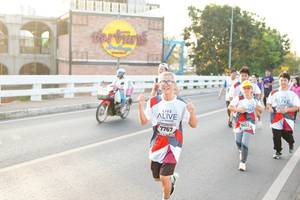 BIB: 7432, 7767
                            <button type="button" onclick="openModal(6436006)" class="btn btn-primary btn-sm float-right btn-popup" data-toggle="modal" data-target=".modal-high-quality">
                        <i class="fas fa-shopping-cart"></i> Add to Cart
                    </button>
                                            <button type="button" onclick="isThisMe(6436006, true)" class="btn btn-success btn-sm float-right btn-popup btn-isme hidden" data-toggle="tooltip" data-placement="bottom" title="นี่คือรูปของคุณใช่ไหม คลิกที่นี่เพื่อเอาเข้าอัลบั้ม">
                        <i class="fas fa-plus"></i> Add to album
                    </button>
                    <button type="button" onclick="isThisMe(6436006, false)" class="btn btn-warning btn-sm float-right btn-popup btn-isnotme hidden">
                        <i class="fas fa-ban"></i> Remove from album
                    </button>