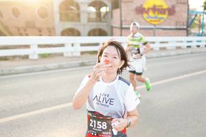 BIB: 2158, 128
                            <button type="button" onclick="openModal(6469845)" class="btn btn-primary btn-sm float-right btn-popup" data-toggle="modal" data-target=".modal-high-quality">
                        <i class="fas fa-shopping-cart"></i> Add to Cart
                    </button>
                                            <button type="button" onclick="isThisMe(6469845, true)" class="btn btn-success btn-sm float-right btn-popup btn-isme hidden" data-toggle="tooltip" data-placement="bottom" title="นี่คือรูปของคุณใช่ไหม คลิกที่นี่เพื่อเอาเข้าอัลบั้ม">
                        <i class="fas fa-plus"></i> Add to album
                    </button>
                    <button type="button" onclick="isThisMe(6469845, false)" class="btn btn-warning btn-sm float-right btn-popup btn-isnotme hidden">
                        <i class="fas fa-ban"></i> Remove from album
                    </button>