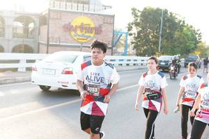 BIB: 7907, 3053
                            <button type="button" onclick="openModal(6436906)" class="btn btn-primary btn-sm float-right btn-popup" data-toggle="modal" data-target=".modal-high-quality">
                        <i class="fas fa-shopping-cart"></i> Add to Cart
                    </button>
                                            <button type="button" onclick="isThisMe(6436906, true)" class="btn btn-success btn-sm float-right btn-popup btn-isme hidden" data-toggle="tooltip" data-placement="bottom" title="นี่คือรูปของคุณใช่ไหม คลิกที่นี่เพื่อเอาเข้าอัลบั้ม">
                        <i class="fas fa-plus"></i> Add to album
                    </button>
                    <button type="button" onclick="isThisMe(6436906, false)" class="btn btn-warning btn-sm float-right btn-popup btn-isnotme hidden">
                        <i class="fas fa-ban"></i> Remove from album
                    </button>