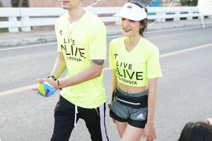 BIB: 
                            <button type="button" onclick="openModal(6436919)" class="btn btn-primary btn-sm float-right btn-popup" data-toggle="modal" data-target=".modal-high-quality">
                        <i class="fas fa-shopping-cart"></i> Add to Cart
                    </button>
                                            <button type="button" onclick="isThisMe(6436919, true)" class="btn btn-success btn-sm float-right btn-popup btn-isme hidden" data-toggle="tooltip" data-placement="bottom" title="นี่คือรูปของคุณใช่ไหม คลิกที่นี่เพื่อเอาเข้าอัลบั้ม">
                        <i class="fas fa-plus"></i> Add to album
                    </button>
                    <button type="button" onclick="isThisMe(6436919, false)" class="btn btn-warning btn-sm float-right btn-popup btn-isnotme hidden">
                        <i class="fas fa-ban"></i> Remove from album
                    </button>