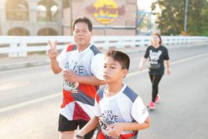 BIB: 105
                            <button type="button" onclick="openModal(6406355)" class="btn btn-primary btn-sm float-right btn-popup" data-toggle="modal" data-target=".modal-high-quality">
                        <i class="fas fa-shopping-cart"></i> Add to Cart
                    </button>
                                            <button type="button" onclick="isThisMe(6406355, true)" class="btn btn-success btn-sm float-right btn-popup btn-isme hidden" data-toggle="tooltip" data-placement="bottom" title="นี่คือรูปของคุณใช่ไหม คลิกที่นี่เพื่อเอาเข้าอัลบั้ม">
                        <i class="fas fa-plus"></i> Add to album
                    </button>
                    <button type="button" onclick="isThisMe(6406355, false)" class="btn btn-warning btn-sm float-right btn-popup btn-isnotme hidden">
                        <i class="fas fa-ban"></i> Remove from album
                    </button>