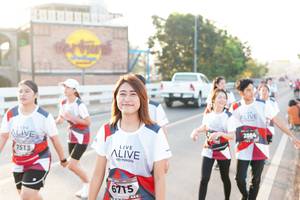 BIB: 2884, 7513, 6715
                            <button type="button" onclick="openModal(6436890)" class="btn btn-primary btn-sm float-right btn-popup" data-toggle="modal" data-target=".modal-high-quality">
                        <i class="fas fa-shopping-cart"></i> Add to Cart
                    </button>
                                            <button type="button" onclick="isThisMe(6436890, true)" class="btn btn-success btn-sm float-right btn-popup btn-isme hidden" data-toggle="tooltip" data-placement="bottom" title="นี่คือรูปของคุณใช่ไหม คลิกที่นี่เพื่อเอาเข้าอัลบั้ม">
                        <i class="fas fa-plus"></i> Add to album
                    </button>
                    <button type="button" onclick="isThisMe(6436890, false)" class="btn btn-warning btn-sm float-right btn-popup btn-isnotme hidden">
                        <i class="fas fa-ban"></i> Remove from album
                    </button>