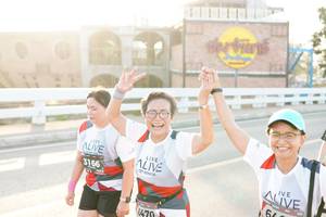 BIB: 3166, 6470
                            <button type="button" onclick="openModal(6436797)" class="btn btn-primary btn-sm float-right btn-popup" data-toggle="modal" data-target=".modal-high-quality">
                        <i class="fas fa-shopping-cart"></i> Add to Cart
                    </button>
                                            <button type="button" onclick="isThisMe(6436797, true)" class="btn btn-success btn-sm float-right btn-popup btn-isme hidden" data-toggle="tooltip" data-placement="bottom" title="นี่คือรูปของคุณใช่ไหม คลิกที่นี่เพื่อเอาเข้าอัลบั้ม">
                        <i class="fas fa-plus"></i> Add to album
                    </button>
                    <button type="button" onclick="isThisMe(6436797, false)" class="btn btn-warning btn-sm float-right btn-popup btn-isnotme hidden">
                        <i class="fas fa-ban"></i> Remove from album
                    </button>