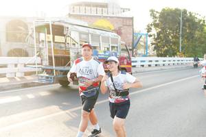 BIB: 707, 737
                            <button type="button" onclick="openModal(6436864)" class="btn btn-primary btn-sm float-right btn-popup" data-toggle="modal" data-target=".modal-high-quality">
                        <i class="fas fa-shopping-cart"></i> Add to Cart
                    </button>
                                            <button type="button" onclick="isThisMe(6436864, true)" class="btn btn-success btn-sm float-right btn-popup btn-isme hidden" data-toggle="tooltip" data-placement="bottom" title="นี่คือรูปของคุณใช่ไหม คลิกที่นี่เพื่อเอาเข้าอัลบั้ม">
                        <i class="fas fa-plus"></i> Add to album
                    </button>
                    <button type="button" onclick="isThisMe(6436864, false)" class="btn btn-warning btn-sm float-right btn-popup btn-isnotme hidden">
                        <i class="fas fa-ban"></i> Remove from album
                    </button>