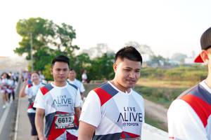 BIB: 6612
                            <button type="button" onclick="openModal(6437172)" class="btn btn-primary btn-sm float-right btn-popup" data-toggle="modal" data-target=".modal-high-quality">
                        <i class="fas fa-shopping-cart"></i> Add to Cart
                    </button>
                                            <button type="button" onclick="isThisMe(6437172, true)" class="btn btn-success btn-sm float-right btn-popup btn-isme hidden" data-toggle="tooltip" data-placement="bottom" title="นี่คือรูปของคุณใช่ไหม คลิกที่นี่เพื่อเอาเข้าอัลบั้ม">
                        <i class="fas fa-plus"></i> Add to album
                    </button>
                    <button type="button" onclick="isThisMe(6437172, false)" class="btn btn-warning btn-sm float-right btn-popup btn-isnotme hidden">
                        <i class="fas fa-ban"></i> Remove from album
                    </button>