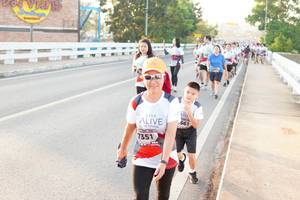 BIB: 661, 7351
                            <button type="button" onclick="openModal(6436368)" class="btn btn-primary btn-sm float-right btn-popup" data-toggle="modal" data-target=".modal-high-quality">
                        <i class="fas fa-shopping-cart"></i> Add to Cart
                    </button>
                                            <button type="button" onclick="isThisMe(6436368, true)" class="btn btn-success btn-sm float-right btn-popup btn-isme hidden" data-toggle="tooltip" data-placement="bottom" title="นี่คือรูปของคุณใช่ไหม คลิกที่นี่เพื่อเอาเข้าอัลบั้ม">
                        <i class="fas fa-plus"></i> Add to album
                    </button>
                    <button type="button" onclick="isThisMe(6436368, false)" class="btn btn-warning btn-sm float-right btn-popup btn-isnotme hidden">
                        <i class="fas fa-ban"></i> Remove from album
                    </button>