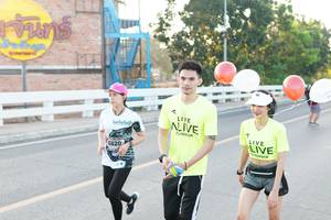 BIB: 6820
                            <button type="button" onclick="openModal(6436913)" class="btn btn-primary btn-sm float-right btn-popup" data-toggle="modal" data-target=".modal-high-quality">
                        <i class="fas fa-shopping-cart"></i> Add to Cart
                    </button>
                                            <button type="button" onclick="isThisMe(6436913, true)" class="btn btn-success btn-sm float-right btn-popup btn-isme hidden" data-toggle="tooltip" data-placement="bottom" title="นี่คือรูปของคุณใช่ไหม คลิกที่นี่เพื่อเอาเข้าอัลบั้ม">
                        <i class="fas fa-plus"></i> Add to album
                    </button>
                    <button type="button" onclick="isThisMe(6436913, false)" class="btn btn-warning btn-sm float-right btn-popup btn-isnotme hidden">
                        <i class="fas fa-ban"></i> Remove from album
                    </button>