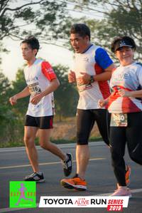 BIB: 7016, 160, 2019
                            <button type="button" onclick="openModal(6566381)" class="btn btn-primary btn-sm float-right btn-popup" data-toggle="modal" data-target=".modal-high-quality">
                        <i class="fas fa-shopping-cart"></i> Add to Cart
                    </button>
                                            <button type="button" onclick="isThisMe(6566381, true)" class="btn btn-success btn-sm float-right btn-popup btn-isme hidden" data-toggle="tooltip" data-placement="bottom" title="นี่คือรูปของคุณใช่ไหม คลิกที่นี่เพื่อเอาเข้าอัลบั้ม">
                        <i class="fas fa-plus"></i> Add to album
                    </button>
                    <button type="button" onclick="isThisMe(6566381, false)" class="btn btn-warning btn-sm float-right btn-popup btn-isnotme hidden">
                        <i class="fas fa-ban"></i> Remove from album
                    </button>