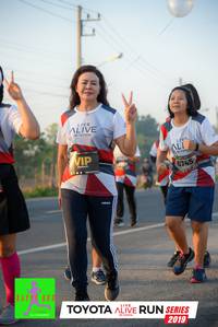 BIB: 6745, 2019
                            <button type="button" onclick="openModal(6573409)" class="btn btn-primary btn-sm float-right btn-popup" data-toggle="modal" data-target=".modal-high-quality">
                        <i class="fas fa-shopping-cart"></i> Add to Cart
                    </button>
                                            <button type="button" onclick="isThisMe(6573409, true)" class="btn btn-success btn-sm float-right btn-popup btn-isme hidden" data-toggle="tooltip" data-placement="bottom" title="นี่คือรูปของคุณใช่ไหม คลิกที่นี่เพื่อเอาเข้าอัลบั้ม">
                        <i class="fas fa-plus"></i> Add to album
                    </button>
                    <button type="button" onclick="isThisMe(6573409, false)" class="btn btn-warning btn-sm float-right btn-popup btn-isnotme hidden">
                        <i class="fas fa-ban"></i> Remove from album
                    </button>