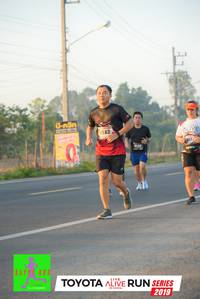 BIB: 6182, 2019
                            <button type="button" onclick="openModal(6572830)" class="btn btn-primary btn-sm float-right btn-popup" data-toggle="modal" data-target=".modal-high-quality">
                        <i class="fas fa-shopping-cart"></i> Add to Cart
                    </button>
                                            <button type="button" onclick="isThisMe(6572830, true)" class="btn btn-success btn-sm float-right btn-popup btn-isme hidden" data-toggle="tooltip" data-placement="bottom" title="นี่คือรูปของคุณใช่ไหม คลิกที่นี่เพื่อเอาเข้าอัลบั้ม">
                        <i class="fas fa-plus"></i> Add to album
                    </button>
                    <button type="button" onclick="isThisMe(6572830, false)" class="btn btn-warning btn-sm float-right btn-popup btn-isnotme hidden">
                        <i class="fas fa-ban"></i> Remove from album
                    </button>