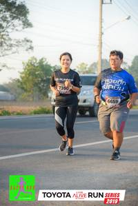 BIB: 7390, 6659, 2019
                            <button type="button" onclick="openModal(6568110)" class="btn btn-primary btn-sm float-right btn-popup" data-toggle="modal" data-target=".modal-high-quality">
                        <i class="fas fa-shopping-cart"></i> Add to Cart
                    </button>
                                            <button type="button" onclick="isThisMe(6568110, true)" class="btn btn-success btn-sm float-right btn-popup btn-isme hidden" data-toggle="tooltip" data-placement="bottom" title="นี่คือรูปของคุณใช่ไหม คลิกที่นี่เพื่อเอาเข้าอัลบั้ม">
                        <i class="fas fa-plus"></i> Add to album
                    </button>
                    <button type="button" onclick="isThisMe(6568110, false)" class="btn btn-warning btn-sm float-right btn-popup btn-isnotme hidden">
                        <i class="fas fa-ban"></i> Remove from album
                    </button>