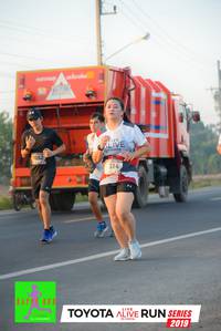 BIB: 7052, 514, 2019
                            <button type="button" onclick="openModal(6571677)" class="btn btn-primary btn-sm float-right btn-popup" data-toggle="modal" data-target=".modal-high-quality">
                        <i class="fas fa-shopping-cart"></i> Add to Cart
                    </button>
                                            <button type="button" onclick="isThisMe(6571677, true)" class="btn btn-success btn-sm float-right btn-popup btn-isme hidden" data-toggle="tooltip" data-placement="bottom" title="นี่คือรูปของคุณใช่ไหม คลิกที่นี่เพื่อเอาเข้าอัลบั้ม">
                        <i class="fas fa-plus"></i> Add to album
                    </button>
                    <button type="button" onclick="isThisMe(6571677, false)" class="btn btn-warning btn-sm float-right btn-popup btn-isnotme hidden">
                        <i class="fas fa-ban"></i> Remove from album
                    </button>