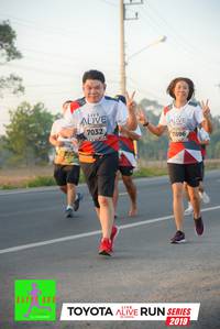 BIB: 7032, 7896, 2019
                            <button type="button" onclick="openModal(6572031)" class="btn btn-primary btn-sm float-right btn-popup" data-toggle="modal" data-target=".modal-high-quality">
                        <i class="fas fa-shopping-cart"></i> Add to Cart
                    </button>
                                            <button type="button" onclick="isThisMe(6572031, true)" class="btn btn-success btn-sm float-right btn-popup btn-isme hidden" data-toggle="tooltip" data-placement="bottom" title="นี่คือรูปของคุณใช่ไหม คลิกที่นี่เพื่อเอาเข้าอัลบั้ม">
                        <i class="fas fa-plus"></i> Add to album
                    </button>
                    <button type="button" onclick="isThisMe(6572031, false)" class="btn btn-warning btn-sm float-right btn-popup btn-isnotme hidden">
                        <i class="fas fa-ban"></i> Remove from album
                    </button>