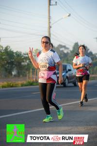 BIB: 7353, 2019
                            <button type="button" onclick="openModal(6567932)" class="btn btn-primary btn-sm float-right btn-popup" data-toggle="modal" data-target=".modal-high-quality">
                        <i class="fas fa-shopping-cart"></i> Add to Cart
                    </button>
                                            <button type="button" onclick="isThisMe(6567932, true)" class="btn btn-success btn-sm float-right btn-popup btn-isme hidden" data-toggle="tooltip" data-placement="bottom" title="นี่คือรูปของคุณใช่ไหม คลิกที่นี่เพื่อเอาเข้าอัลบั้ม">
                        <i class="fas fa-plus"></i> Add to album
                    </button>
                    <button type="button" onclick="isThisMe(6567932, false)" class="btn btn-warning btn-sm float-right btn-popup btn-isnotme hidden">
                        <i class="fas fa-ban"></i> Remove from album
                    </button>