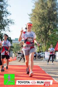 BIB: 2202, 2019
                            <button type="button" onclick="openModal(6566997)" class="btn btn-primary btn-sm float-right btn-popup" data-toggle="modal" data-target=".modal-high-quality">
                        <i class="fas fa-shopping-cart"></i> Add to Cart
                    </button>
                                            <button type="button" onclick="isThisMe(6566997, true)" class="btn btn-success btn-sm float-right btn-popup btn-isme hidden" data-toggle="tooltip" data-placement="bottom" title="นี่คือรูปของคุณใช่ไหม คลิกที่นี่เพื่อเอาเข้าอัลบั้ม">
                        <i class="fas fa-plus"></i> Add to album
                    </button>
                    <button type="button" onclick="isThisMe(6566997, false)" class="btn btn-warning btn-sm float-right btn-popup btn-isnotme hidden">
                        <i class="fas fa-ban"></i> Remove from album
                    </button>