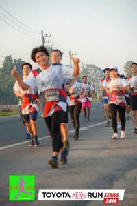 BIB: 0495, 822, 7389, 2019
                            <button type="button" onclick="openModal(6566156)" class="btn btn-primary btn-sm float-right btn-popup" data-toggle="modal" data-target=".modal-high-quality">
                        <i class="fas fa-shopping-cart"></i> Add to Cart
                    </button>
                                            <button type="button" onclick="isThisMe(6566156, true)" class="btn btn-success btn-sm float-right btn-popup btn-isme hidden" data-toggle="tooltip" data-placement="bottom" title="นี่คือรูปของคุณใช่ไหม คลิกที่นี่เพื่อเอาเข้าอัลบั้ม">
                        <i class="fas fa-plus"></i> Add to album
                    </button>
                    <button type="button" onclick="isThisMe(6566156, false)" class="btn btn-warning btn-sm float-right btn-popup btn-isnotme hidden">
                        <i class="fas fa-ban"></i> Remove from album
                    </button>