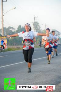 BIB: 807, 3625, 2019
                            <button type="button" onclick="openModal(6540766)" class="btn btn-primary btn-sm float-right btn-popup" data-toggle="modal" data-target=".modal-high-quality">
                        <i class="fas fa-shopping-cart"></i> Add to Cart
                    </button>
                                            <button type="button" onclick="isThisMe(6540766, true)" class="btn btn-success btn-sm float-right btn-popup btn-isme hidden" data-toggle="tooltip" data-placement="bottom" title="นี่คือรูปของคุณใช่ไหม คลิกที่นี่เพื่อเอาเข้าอัลบั้ม">
                        <i class="fas fa-plus"></i> Add to album
                    </button>
                    <button type="button" onclick="isThisMe(6540766, false)" class="btn btn-warning btn-sm float-right btn-popup btn-isnotme hidden">
                        <i class="fas fa-ban"></i> Remove from album
                    </button>