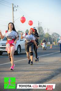 BIB: 6689, 6486, 2019
                            <button type="button" onclick="openModal(6568494)" class="btn btn-primary btn-sm float-right btn-popup" data-toggle="modal" data-target=".modal-high-quality">
                        <i class="fas fa-shopping-cart"></i> Add to Cart
                    </button>
                                            <button type="button" onclick="isThisMe(6568494, true)" class="btn btn-success btn-sm float-right btn-popup btn-isme hidden" data-toggle="tooltip" data-placement="bottom" title="นี่คือรูปของคุณใช่ไหม คลิกที่นี่เพื่อเอาเข้าอัลบั้ม">
                        <i class="fas fa-plus"></i> Add to album
                    </button>
                    <button type="button" onclick="isThisMe(6568494, false)" class="btn btn-warning btn-sm float-right btn-popup btn-isnotme hidden">
                        <i class="fas fa-ban"></i> Remove from album
                    </button>