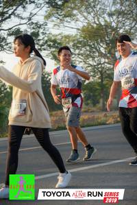 BIB: 7096, 6905, 2019
                            <button type="button" onclick="openModal(6567468)" class="btn btn-primary btn-sm float-right btn-popup" data-toggle="modal" data-target=".modal-high-quality">
                        <i class="fas fa-shopping-cart"></i> Add to Cart
                    </button>
                                            <button type="button" onclick="isThisMe(6567468, true)" class="btn btn-success btn-sm float-right btn-popup btn-isme hidden" data-toggle="tooltip" data-placement="bottom" title="นี่คือรูปของคุณใช่ไหม คลิกที่นี่เพื่อเอาเข้าอัลบั้ม">
                        <i class="fas fa-plus"></i> Add to album
                    </button>
                    <button type="button" onclick="isThisMe(6567468, false)" class="btn btn-warning btn-sm float-right btn-popup btn-isnotme hidden">
                        <i class="fas fa-ban"></i> Remove from album
                    </button>