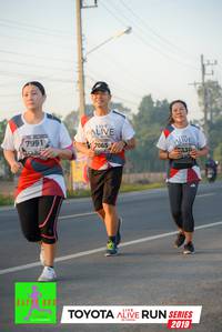 BIB: 330, 7991, 7065, 2019
                            <button type="button" onclick="openModal(6572703)" class="btn btn-primary btn-sm float-right btn-popup" data-toggle="modal" data-target=".modal-high-quality">
                        <i class="fas fa-shopping-cart"></i> Add to Cart
                    </button>
                                            <button type="button" onclick="isThisMe(6572703, true)" class="btn btn-success btn-sm float-right btn-popup btn-isme hidden" data-toggle="tooltip" data-placement="bottom" title="นี่คือรูปของคุณใช่ไหม คลิกที่นี่เพื่อเอาเข้าอัลบั้ม">
                        <i class="fas fa-plus"></i> Add to album
                    </button>
                    <button type="button" onclick="isThisMe(6572703, false)" class="btn btn-warning btn-sm float-right btn-popup btn-isnotme hidden">
                        <i class="fas fa-ban"></i> Remove from album
                    </button>