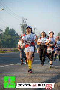 BIB: 7900, 509, 7899, 2019
                            <button type="button" onclick="openModal(6573318)" class="btn btn-primary btn-sm float-right btn-popup" data-toggle="modal" data-target=".modal-high-quality">
                        <i class="fas fa-shopping-cart"></i> Add to Cart
                    </button>
                                            <button type="button" onclick="isThisMe(6573318, true)" class="btn btn-success btn-sm float-right btn-popup btn-isme hidden" data-toggle="tooltip" data-placement="bottom" title="นี่คือรูปของคุณใช่ไหม คลิกที่นี่เพื่อเอาเข้าอัลบั้ม">
                        <i class="fas fa-plus"></i> Add to album
                    </button>
                    <button type="button" onclick="isThisMe(6573318, false)" class="btn btn-warning btn-sm float-right btn-popup btn-isnotme hidden">
                        <i class="fas fa-ban"></i> Remove from album
                    </button>