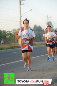 BIB: 3607, 3629, 2019
                            <button type="button" onclick="openModal(6571960)" class="btn btn-primary btn-sm float-right btn-popup" data-toggle="modal" data-target=".modal-high-quality">
                        <i class="fas fa-shopping-cart"></i> Add to Cart
                    </button>
                                            <button type="button" onclick="isThisMe(6571960, true)" class="btn btn-success btn-sm float-right btn-popup btn-isme hidden" data-toggle="tooltip" data-placement="bottom" title="นี่คือรูปของคุณใช่ไหม คลิกที่นี่เพื่อเอาเข้าอัลบั้ม">
                        <i class="fas fa-plus"></i> Add to album
                    </button>
                    <button type="button" onclick="isThisMe(6571960, false)" class="btn btn-warning btn-sm float-right btn-popup btn-isnotme hidden">
                        <i class="fas fa-ban"></i> Remove from album
                    </button>