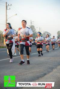 BIB: 6105, 2019
                            <button type="button" onclick="openModal(6571528)" class="btn btn-primary btn-sm float-right btn-popup" data-toggle="modal" data-target=".modal-high-quality">
                        <i class="fas fa-shopping-cart"></i> Add to Cart
                    </button>
                                            <button type="button" onclick="isThisMe(6571528, true)" class="btn btn-success btn-sm float-right btn-popup btn-isme hidden" data-toggle="tooltip" data-placement="bottom" title="นี่คือรูปของคุณใช่ไหม คลิกที่นี่เพื่อเอาเข้าอัลบั้ม">
                        <i class="fas fa-plus"></i> Add to album
                    </button>
                    <button type="button" onclick="isThisMe(6571528, false)" class="btn btn-warning btn-sm float-right btn-popup btn-isnotme hidden">
                        <i class="fas fa-ban"></i> Remove from album
                    </button>