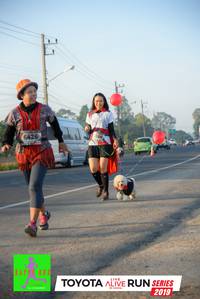 BIB: 6426, 106, 2019
                            <button type="button" onclick="openModal(6573246)" class="btn btn-primary btn-sm float-right btn-popup" data-toggle="modal" data-target=".modal-high-quality">
                        <i class="fas fa-shopping-cart"></i> Add to Cart
                    </button>
                                            <button type="button" onclick="isThisMe(6573246, true)" class="btn btn-success btn-sm float-right btn-popup btn-isme hidden" data-toggle="tooltip" data-placement="bottom" title="นี่คือรูปของคุณใช่ไหม คลิกที่นี่เพื่อเอาเข้าอัลบั้ม">
                        <i class="fas fa-plus"></i> Add to album
                    </button>
                    <button type="button" onclick="isThisMe(6573246, false)" class="btn btn-warning btn-sm float-right btn-popup btn-isnotme hidden">
                        <i class="fas fa-ban"></i> Remove from album
                    </button>