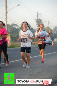 BIB: 3116, 6405, 2019
                            <button type="button" onclick="openModal(6565952)" class="btn btn-primary btn-sm float-right btn-popup" data-toggle="modal" data-target=".modal-high-quality">
                        <i class="fas fa-shopping-cart"></i> Add to Cart
                    </button>
                                            <button type="button" onclick="isThisMe(6565952, true)" class="btn btn-success btn-sm float-right btn-popup btn-isme hidden" data-toggle="tooltip" data-placement="bottom" title="นี่คือรูปของคุณใช่ไหม คลิกที่นี่เพื่อเอาเข้าอัลบั้ม">
                        <i class="fas fa-plus"></i> Add to album
                    </button>
                    <button type="button" onclick="isThisMe(6565952, false)" class="btn btn-warning btn-sm float-right btn-popup btn-isnotme hidden">
                        <i class="fas fa-ban"></i> Remove from album
                    </button>