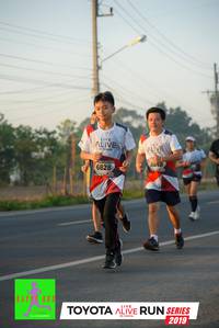 BIB: 6848, 6828, 2019
                            <button type="button" onclick="openModal(6572774)" class="btn btn-primary btn-sm float-right btn-popup" data-toggle="modal" data-target=".modal-high-quality">
                        <i class="fas fa-shopping-cart"></i> Add to Cart
                    </button>
                                            <button type="button" onclick="isThisMe(6572774, true)" class="btn btn-success btn-sm float-right btn-popup btn-isme hidden" data-toggle="tooltip" data-placement="bottom" title="นี่คือรูปของคุณใช่ไหม คลิกที่นี่เพื่อเอาเข้าอัลบั้ม">
                        <i class="fas fa-plus"></i> Add to album
                    </button>
                    <button type="button" onclick="isThisMe(6572774, false)" class="btn btn-warning btn-sm float-right btn-popup btn-isnotme hidden">
                        <i class="fas fa-ban"></i> Remove from album
                    </button>