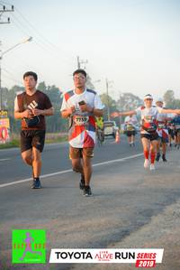 BIB: 7739, 3013, 2019
                            <button type="button" onclick="openModal(6571857)" class="btn btn-primary btn-sm float-right btn-popup" data-toggle="modal" data-target=".modal-high-quality">
                        <i class="fas fa-shopping-cart"></i> Add to Cart
                    </button>
                                            <button type="button" onclick="isThisMe(6571857, true)" class="btn btn-success btn-sm float-right btn-popup btn-isme hidden" data-toggle="tooltip" data-placement="bottom" title="นี่คือรูปของคุณใช่ไหม คลิกที่นี่เพื่อเอาเข้าอัลบั้ม">
                        <i class="fas fa-plus"></i> Add to album
                    </button>
                    <button type="button" onclick="isThisMe(6571857, false)" class="btn btn-warning btn-sm float-right btn-popup btn-isnotme hidden">
                        <i class="fas fa-ban"></i> Remove from album
                    </button>