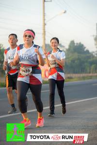 BIB: 6296, 7439, 2019
                            <button type="button" onclick="openModal(6572820)" class="btn btn-primary btn-sm float-right btn-popup" data-toggle="modal" data-target=".modal-high-quality">
                        <i class="fas fa-shopping-cart"></i> Add to Cart
                    </button>
                                            <button type="button" onclick="isThisMe(6572820, true)" class="btn btn-success btn-sm float-right btn-popup btn-isme hidden" data-toggle="tooltip" data-placement="bottom" title="นี่คือรูปของคุณใช่ไหม คลิกที่นี่เพื่อเอาเข้าอัลบั้ม">
                        <i class="fas fa-plus"></i> Add to album
                    </button>
                    <button type="button" onclick="isThisMe(6572820, false)" class="btn btn-warning btn-sm float-right btn-popup btn-isnotme hidden">
                        <i class="fas fa-ban"></i> Remove from album
                    </button>