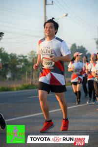 BIB: 7097, 2019
                            <button type="button" onclick="openModal(6567681)" class="btn btn-primary btn-sm float-right btn-popup" data-toggle="modal" data-target=".modal-high-quality">
                        <i class="fas fa-shopping-cart"></i> Add to Cart
                    </button>
                                            <button type="button" onclick="isThisMe(6567681, true)" class="btn btn-success btn-sm float-right btn-popup btn-isme hidden" data-toggle="tooltip" data-placement="bottom" title="นี่คือรูปของคุณใช่ไหม คลิกที่นี่เพื่อเอาเข้าอัลบั้ม">
                        <i class="fas fa-plus"></i> Add to album
                    </button>
                    <button type="button" onclick="isThisMe(6567681, false)" class="btn btn-warning btn-sm float-right btn-popup btn-isnotme hidden">
                        <i class="fas fa-ban"></i> Remove from album
                    </button>