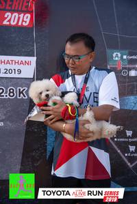 BIB: 2019
                            <button type="button" onclick="openModal(6567092)" class="btn btn-primary btn-sm float-right btn-popup" data-toggle="modal" data-target=".modal-high-quality">
                        <i class="fas fa-shopping-cart"></i> Add to Cart
                    </button>
                                            <button type="button" onclick="isThisMe(6567092, true)" class="btn btn-success btn-sm float-right btn-popup btn-isme hidden" data-toggle="tooltip" data-placement="bottom" title="นี่คือรูปของคุณใช่ไหม คลิกที่นี่เพื่อเอาเข้าอัลบั้ม">
                        <i class="fas fa-plus"></i> Add to album
                    </button>
                    <button type="button" onclick="isThisMe(6567092, false)" class="btn btn-warning btn-sm float-right btn-popup btn-isnotme hidden">
                        <i class="fas fa-ban"></i> Remove from album
                    </button>