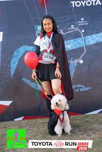 BIB: 6106, 2019
                            <button type="button" onclick="openModal(6567229)" class="btn btn-primary btn-sm float-right btn-popup" data-toggle="modal" data-target=".modal-high-quality">
                        <i class="fas fa-shopping-cart"></i> Add to Cart
                    </button>
                                            <button type="button" onclick="isThisMe(6567229, true)" class="btn btn-success btn-sm float-right btn-popup btn-isme hidden" data-toggle="tooltip" data-placement="bottom" title="นี่คือรูปของคุณใช่ไหม คลิกที่นี่เพื่อเอาเข้าอัลบั้ม">
                        <i class="fas fa-plus"></i> Add to album
                    </button>
                    <button type="button" onclick="isThisMe(6567229, false)" class="btn btn-warning btn-sm float-right btn-popup btn-isnotme hidden">
                        <i class="fas fa-ban"></i> Remove from album
                    </button>